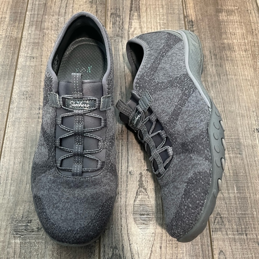 Skechers Womens Breathe Easy Opportunity 23855 Gray Casual Shoes Sneakers 9